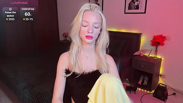 AleksaBlonde online show from 9, 10, 2025