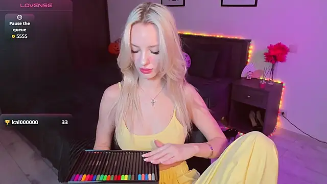 AleksaBlonde online show from 7, 11, 2025