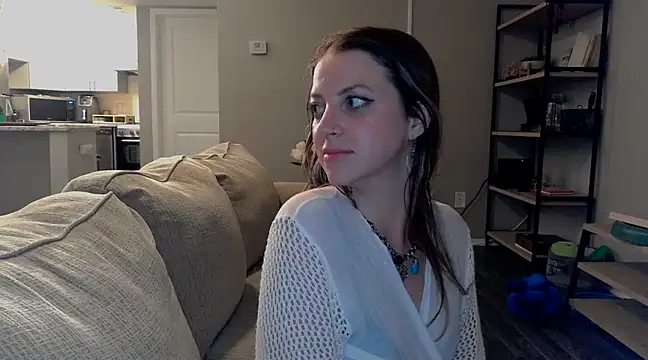 Snapshot of molly_witha_chance chatting on 8, 3, 2025 molly witha chance online show from 8, 3, 2025