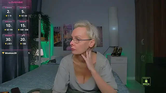 HelgaHimmell online show from 4, 12, 2024