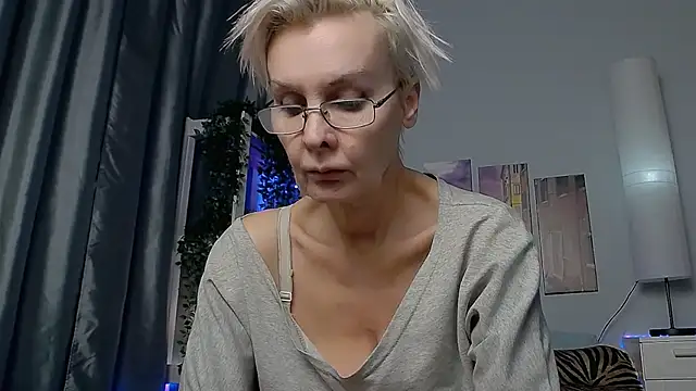 HelgaHimmell online show from 21, 1, 2025