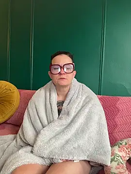 quinnmariexo online show from 19, 3, 2026