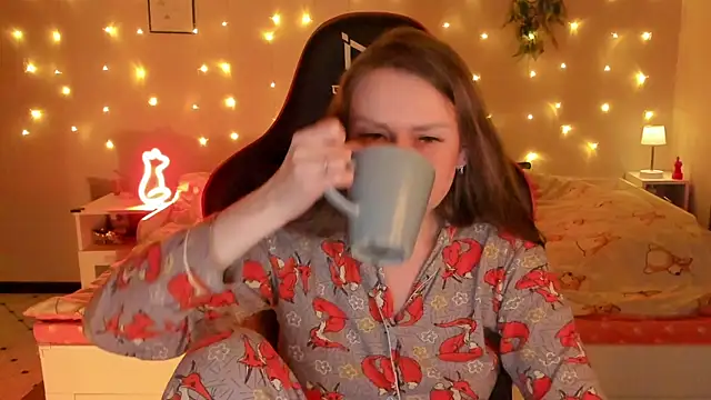 desperatehousewife   online show from 22, 6, 2026