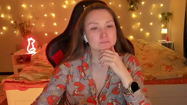 desperatehousewife   online show from 6, 7, 2026