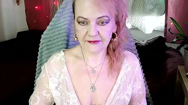 Snapshot of Liset_Monro chatting on 4, 6, 2026 Liset Monro online show from 4, 6, 2026