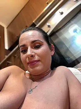 Hotmomcheckk  online show from 30, 12, 2024