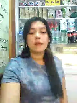 Snapshot of Sophie-hatter chatting on 13, 1, 2025 Sophie-hatter online show from 13, 1, 2025