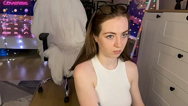 LinaWitch online show from 13, 12, 2024