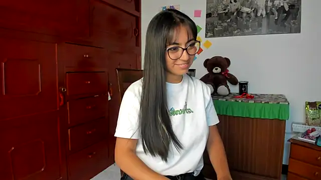 Snapshot of Isabellaa22_1 chatting on 4, 1, 2025 Isabellaa22 1 online show from 4, 1, 2025