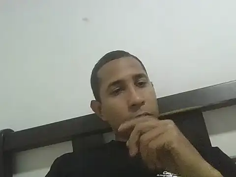 Snapshot of hot_mechanic chatting on 27, 4, 2026 hot mechanic online show from 27, 4, 2026