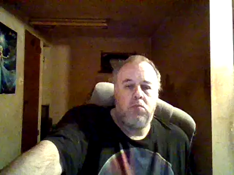 Nightshade7712 online show from 4, 1, 2025