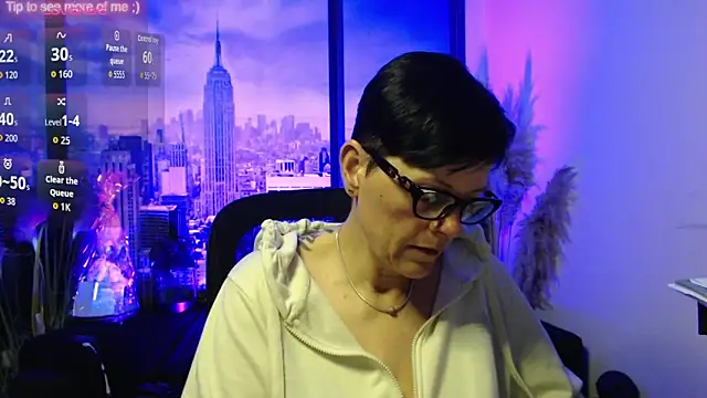 Snapshot of ninarandmann chatting on 5, 5, 2026 ninarandmann online show from 5, 5, 2026