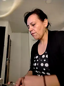 Snapshot of Natasha_milf__ chatting on 5, 2, 2026 Natasha milf online show from 5, 2, 2026