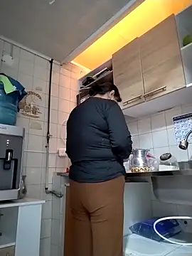 Snapshot of Natasha_milf__ chatting on 4, 4, 2026 Natasha milf online show from 4, 4, 2026