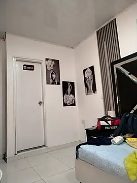 Snapshot of Natasha_milf__ chatting on 7, 4, 2026 Natasha milf online show from 7, 4, 2026