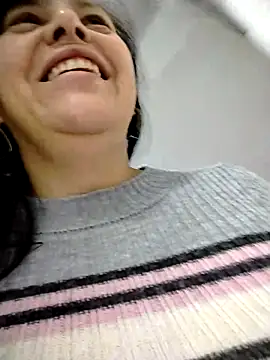 Snapshot of Natasha_milf__ chatting on 15, 4, 2026 Natasha milf online show from 15, 4, 2026