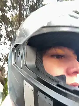 Bonniepark online show from 19, 2, 2025