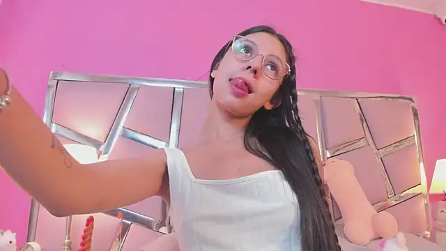 Bonniepark online show from 11, 3, 2025