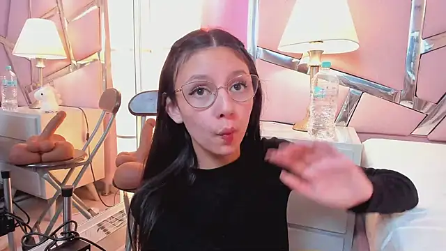 Bonniepark online show from 19, 3, 2025