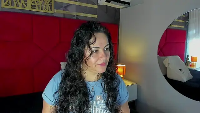 Snapshot of hanny_milf chatting on 5, 5, 2026 hanny milf online show from 5, 5, 2026
