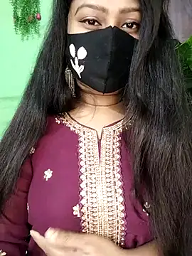 Idhika Paul online show from 8, 1, 2026