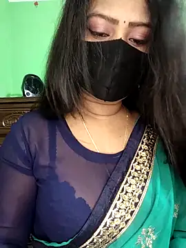 Idhika Paul online show from 7, 3, 2026