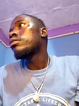 MaskedGQ online show from 6, 11, 2025