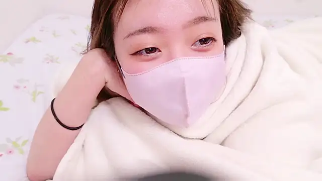 ayu yu xo online show from 12, 3, 2025