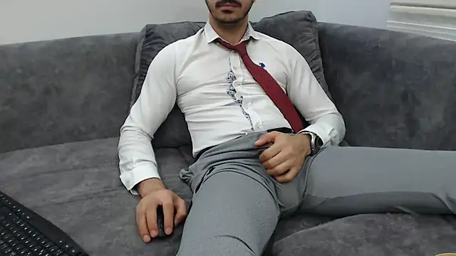 Snapshot of Naughtb0y chatting on 17, 5, 2026 Naughtb0y online show from 17, 5, 2026