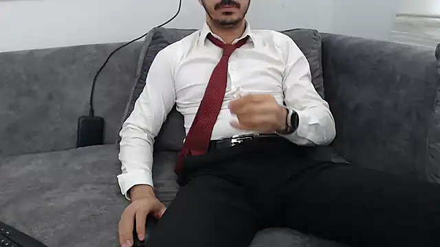 Snapshot of Naughtb0y chatting on 20, 5, 2026 Naughtb0y online show from 20, 5, 2026