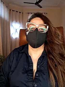 SEXY-Sardarni online show from 2, 5, 2026