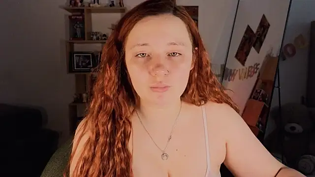 Snapshot of carolina_elf chatting on 23, 7, 2026 carolina elf online show from 23, 7, 2026
