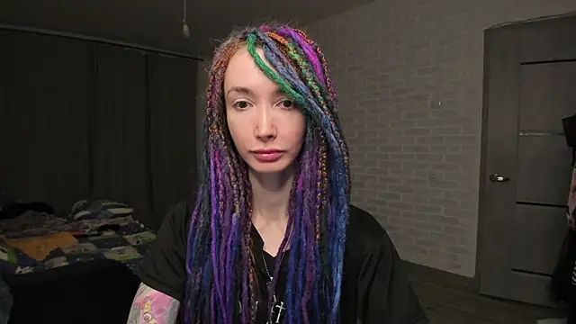 Roxy Silver online show from 7, 1, 2025