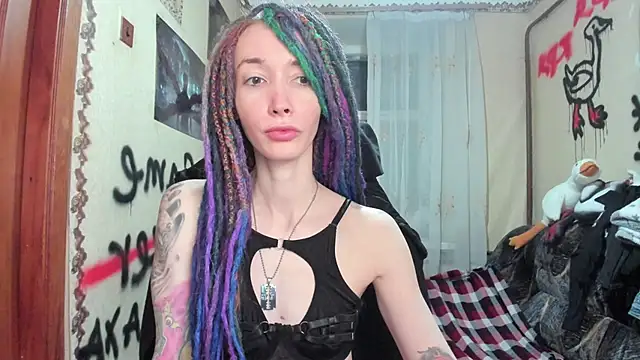 Roxy Silver online show from 25, 1, 2025