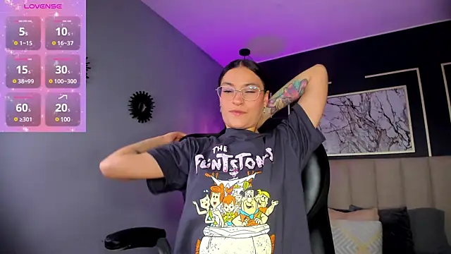 Snapshot of Lissy__Dream chatting on 17, 12, 2024 Lissy Dream online show from 17, 12, 2024