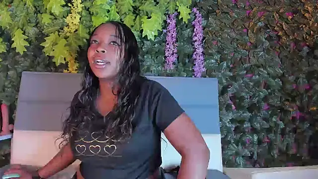Charlotte  Brown  online show from 31, 1, 2025