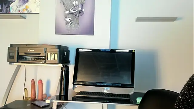 Charlotte  Brown  online show from 27, 2, 2025