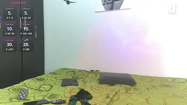  Hanna white  online show from 14, 3, 2025