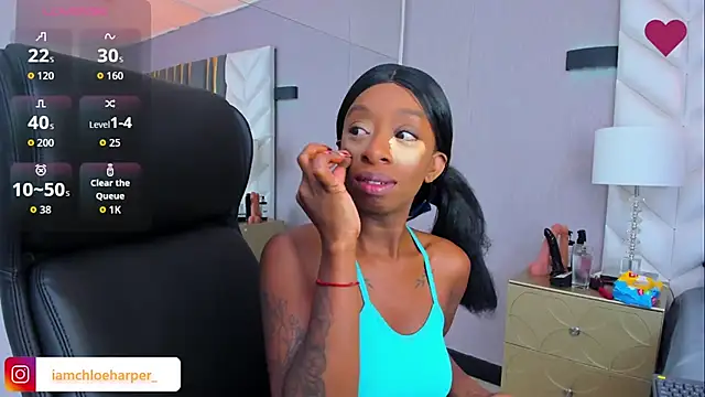 Snapshot of Anny_osorio chatting on 5, 12, 2025 Anny osorio online show from 5, 12, 2025