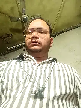 DeepakXxxR86 online show from 21, 2, 2026