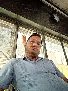 DeepakXxxR86 online show from 4, 3, 2026