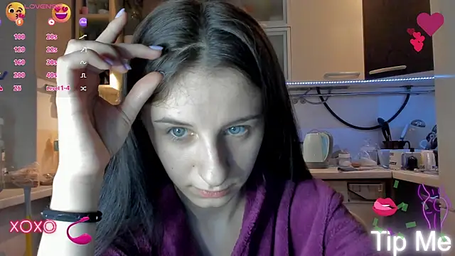  Nika Kik online show from 5, 3, 2025