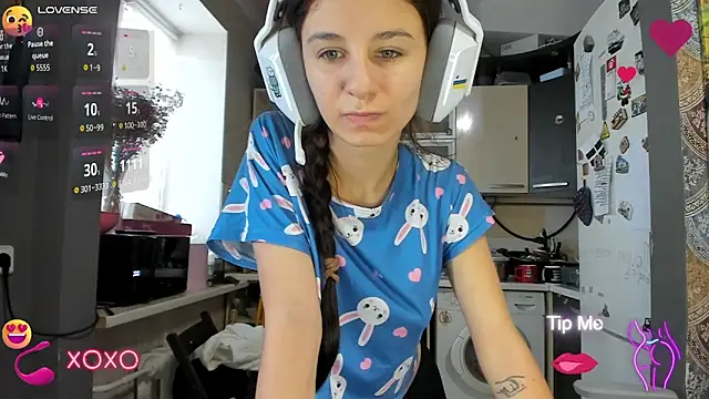  Nika Kik online show from 31, 10, 2025