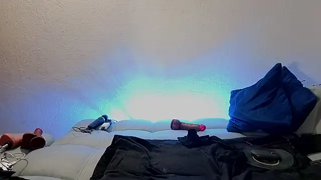 nahomi sweett online show from 14, 4, 2026