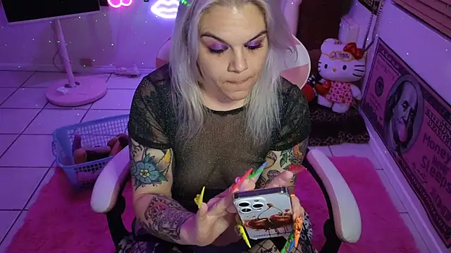 CherryBombBomb online show from 30, 1, 2025