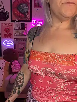 CherryBombBomb online show from 16, 2, 2025