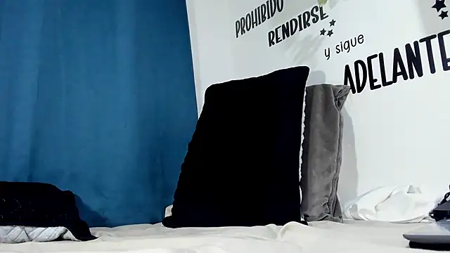 Aronxxs online show from 24, 11, 2025