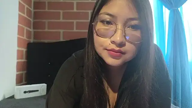 Snapshot of Caroll_Luna chatting on 22, 3, 2025 Caroll Luna online show from 22, 3, 2025