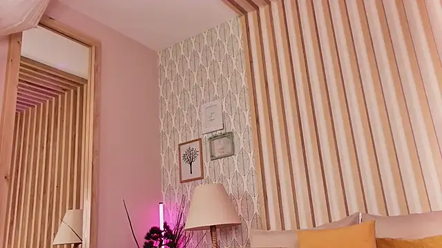 LunaWills  online show from 7, 10, 2025