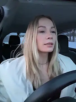 LavenderHot online show from 2, 2, 2025